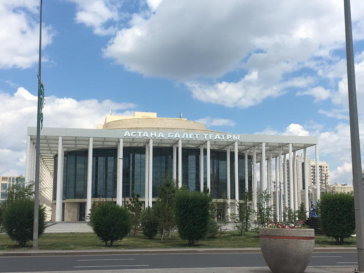 Eco Apart Hotel Astana Ngoại thất bức ảnh